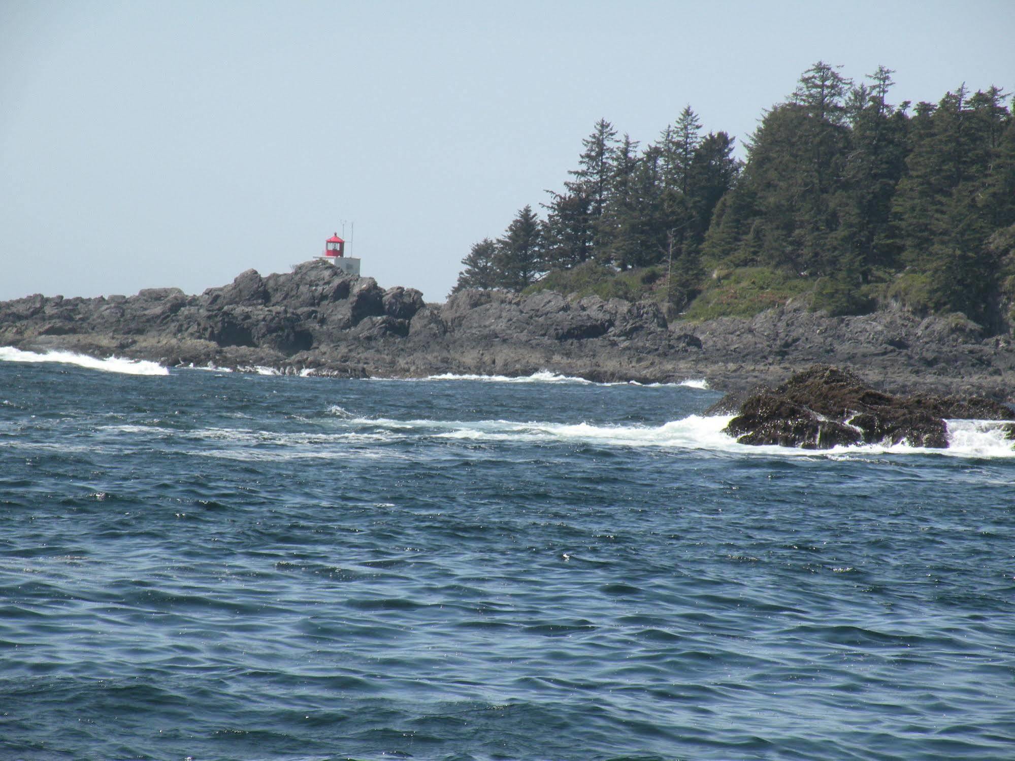 Pacific Drift Inn Ucluelet Esterno foto